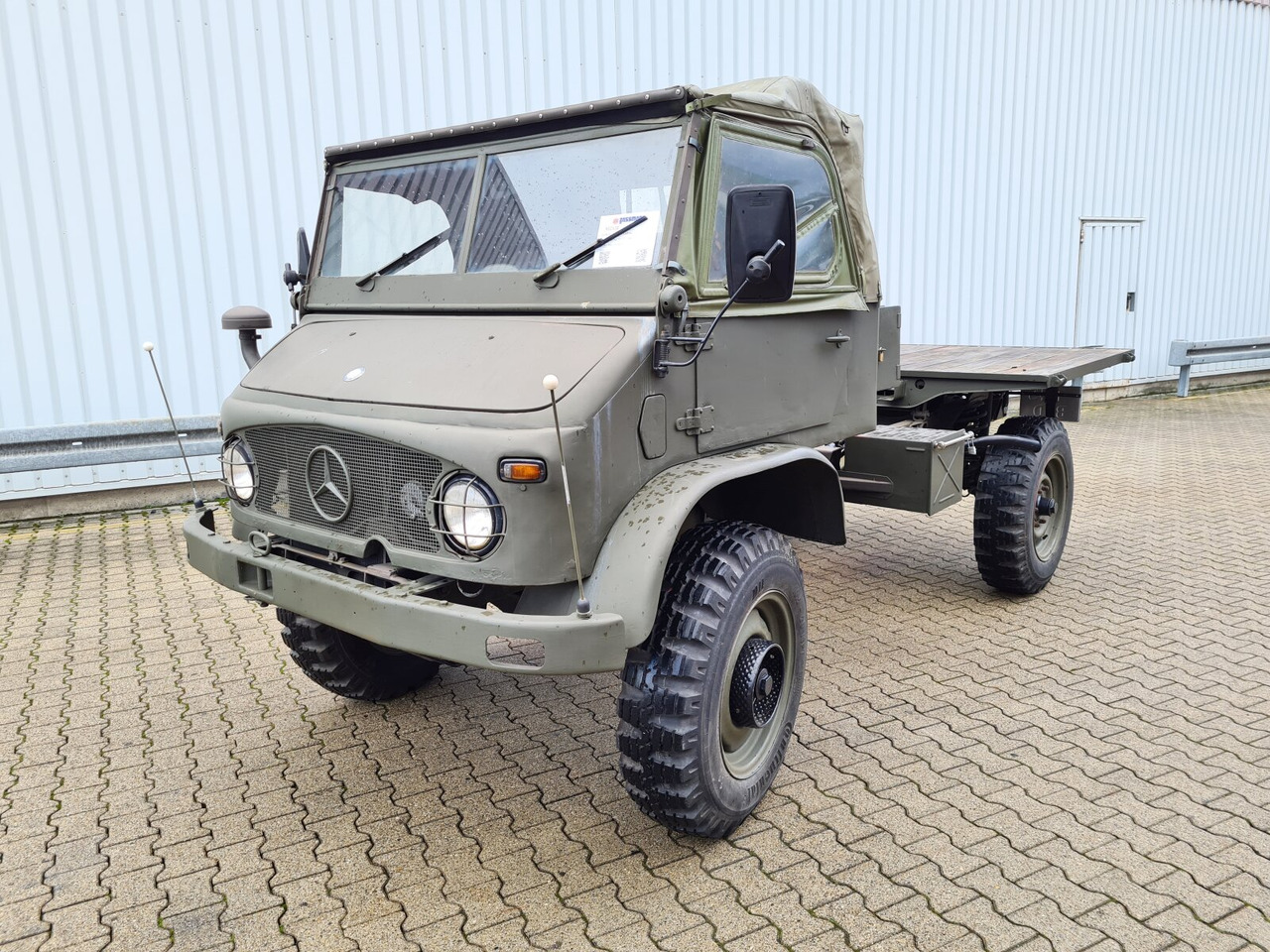 Unimog 404 4x4 S Cabrio 404 4x4 S Cabrio, Benziner - Valníkový/ Plošinový nákladný automobil: obrázok 1 Unimog 404 4x4 S Cabrio 404 4x4 S Cabrio, Benziner - Valníkový/ Plošinový nákladný automobil: obrázok 1