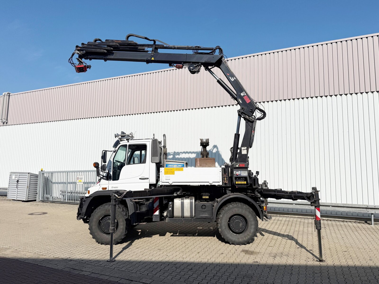 Unimog U400 4x4 U400 4x4, Frontzapfwelle, Heckkran Hiab XS 144-E4 HiDuo, Seilwinde, Funk - Autožeriav: obrázok 5 Unimog U400 4x4 U400 4x4, Frontzapfwelle, Heckkran Hiab XS 144-E4 HiDuo, Seilwinde, Funk - Autožeriav: obrázok 5