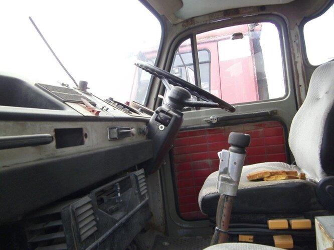 V5 4x2 Saurer V5 4x2 - Sklápač: obrázok 4 V5 4x2 Saurer V5 4x2 - Sklápač: obrázok 4