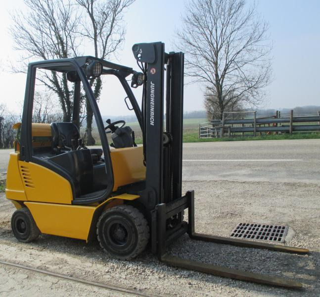 Jungheinrich CL16C - Vysokozdvižný vozík: obrázok 2 Jungheinrich CL16C - Vysokozdvižný vozík: obrázok 2