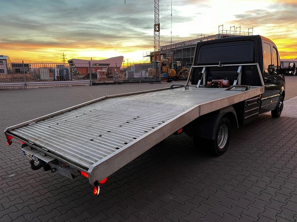 Mercedes-Benz 515 CDI - Nákladné vozidlo na prepravu automobilov: obrázok 4 Mercedes-Benz 515 CDI - Nákladné vozidlo na prepravu automobilov: obrázok 4