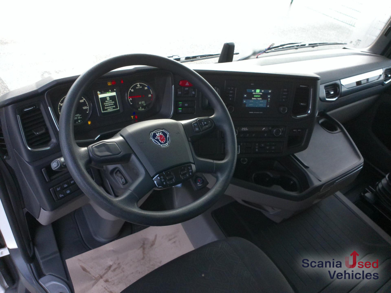 SCANIA R 410 A4x2NA 2 Tanks Standklima ALU TOP!!! - Ťahač: obrázok 2 SCANIA R 410 A4x2NA 2 Tanks Standklima ALU TOP!!! - Ťahač: obrázok 2
