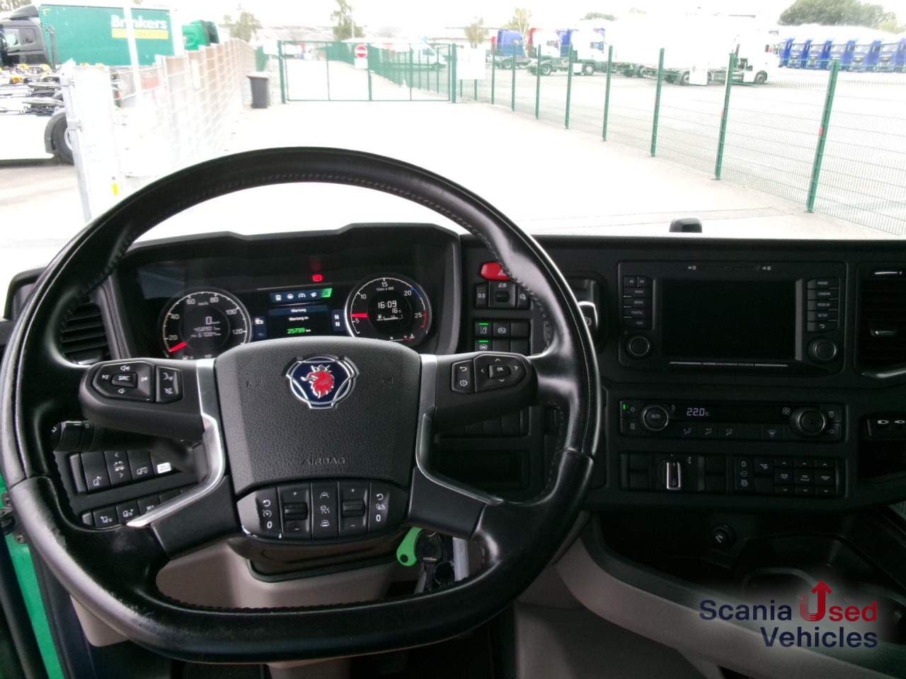 SCANIA R 450 A4x2EB 2 Tanks Standklima TOP!!! - Ťahač: obrázok 2 SCANIA R 450 A4x2EB 2 Tanks Standklima TOP!!! - Ťahač: obrázok 2