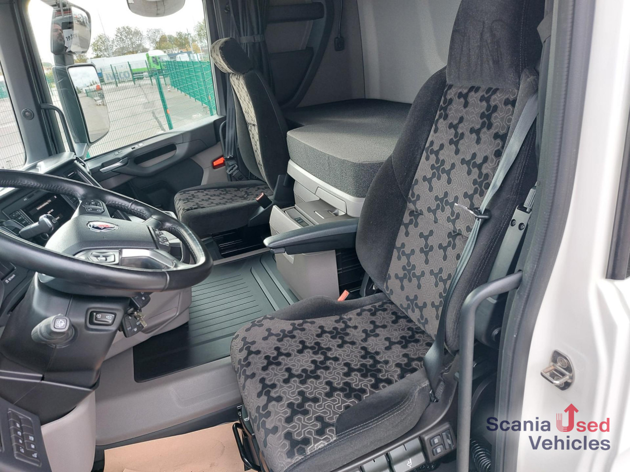 SCANIA R 460 A4x2NA, SUPER, NAVI, Standklima - Ťahač: obrázok 4 SCANIA R 460 A4x2NA, SUPER, NAVI, Standklima - Ťahač: obrázok 4