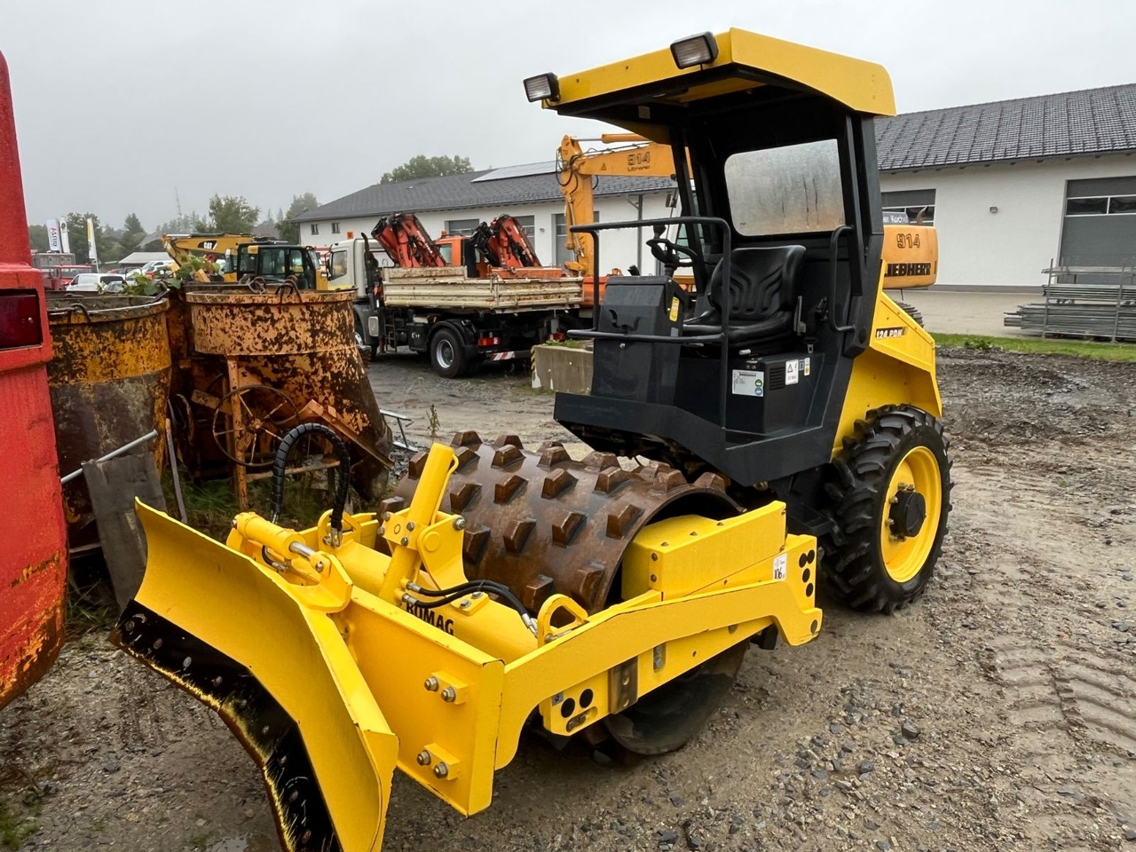 BOMAG Walzenzug BW 124 PDH-4 Planierschild 100 Bstd. - Kompaktor: obrázok 2 BOMAG Walzenzug BW 124 PDH-4 Planierschild 100 Bstd. - Kompaktor: obrázok 2