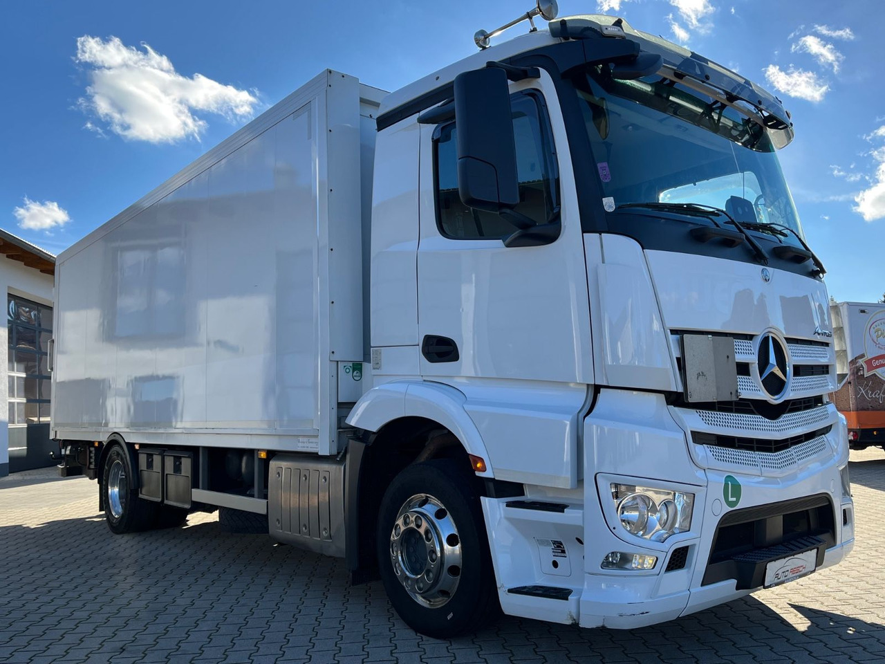 Mercedes-Benz Antos 1836 Klappwand Getränkekoffer beheizt - Přepravník nápojů: obrázok 4 Mercedes-Benz Antos 1836 Klappwand Getränkekoffer beheizt - Přepravník nápojů: obrázok 4