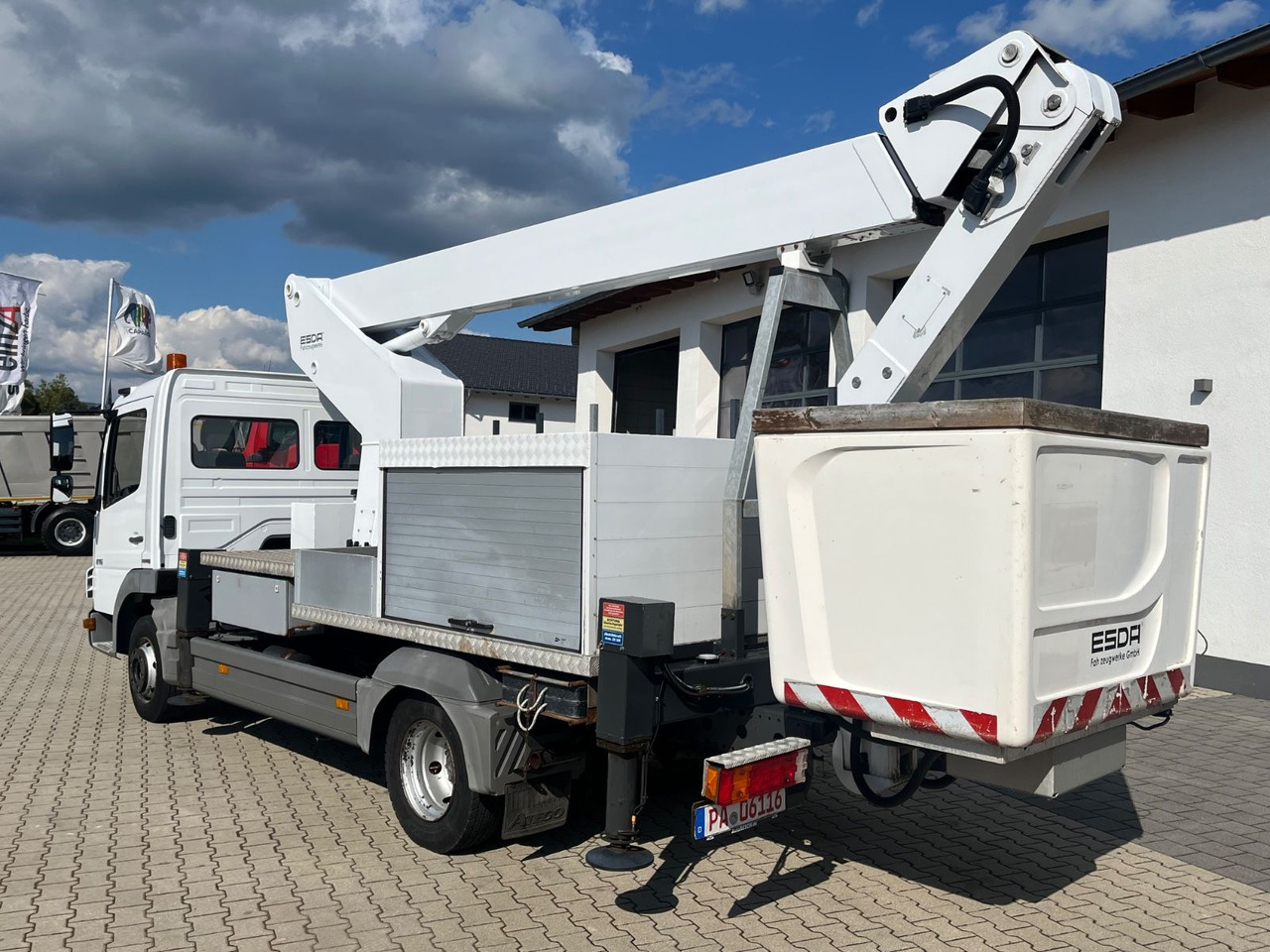 Mercedes-Benz Atego 816 ESDA TG 1800 Steiger 1000V isoliert - Automobilová plošina: obrázok 5 Mercedes-Benz Atego 816 ESDA TG 1800 Steiger 1000V isoliert - Automobilová plošina: obrázok 5