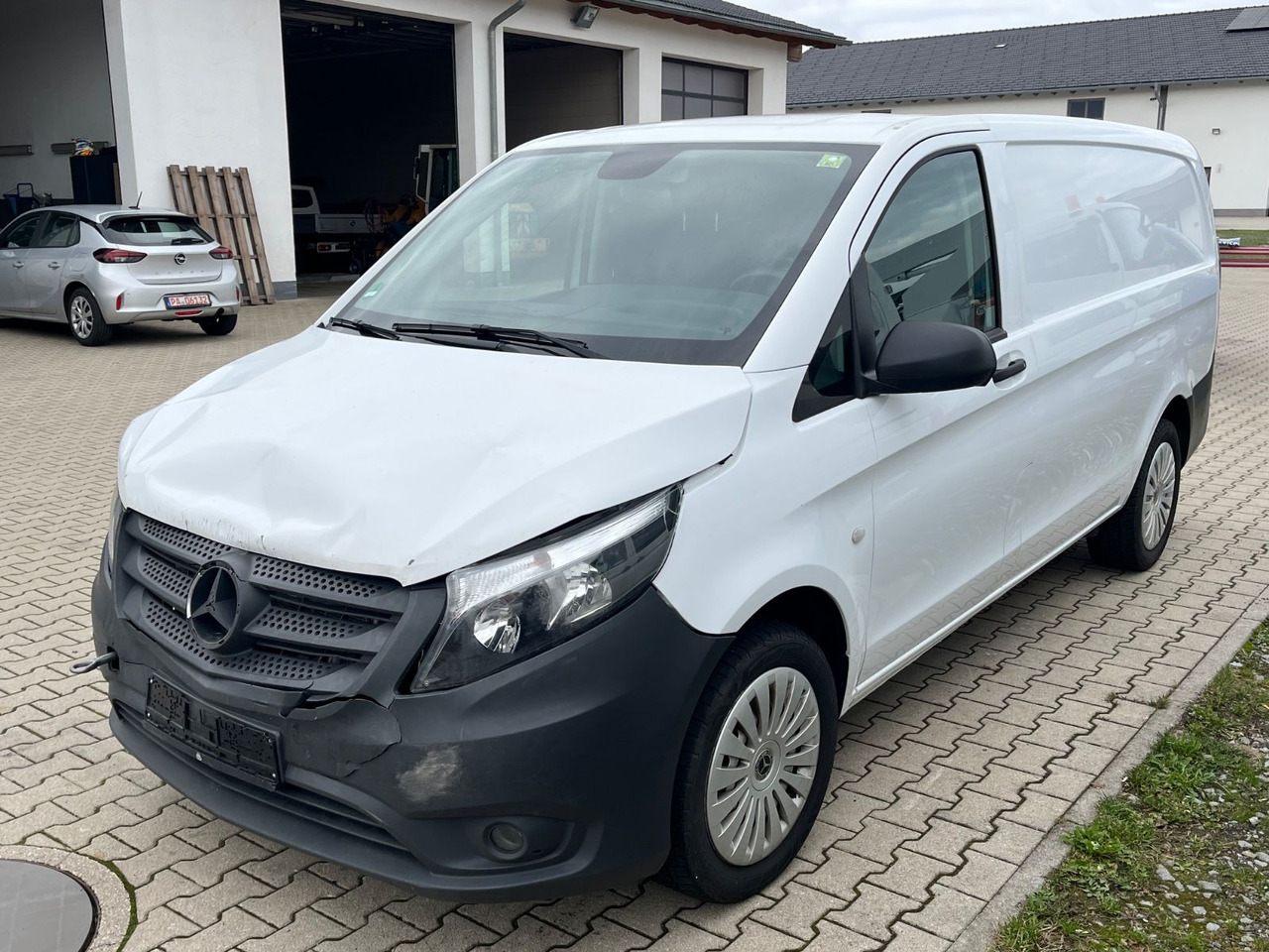 Mercedes-Benz Vito 116CDI 53384KM - Malá dodávka: obrázok 4 Mercedes-Benz Vito 116CDI 53384KM - Malá dodávka: obrázok 4