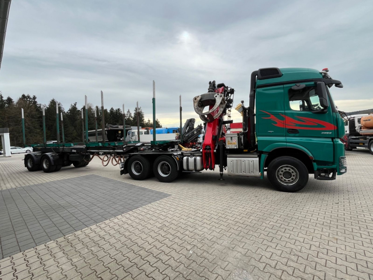Mercedes-Benz Arocs 2663 6x4 mit Epsilon S260Z Langholzkran - Ťahač: obrázok 4 Mercedes-Benz Arocs 2663 6x4 mit Epsilon S260Z Langholzkran - Ťahač: obrázok 4