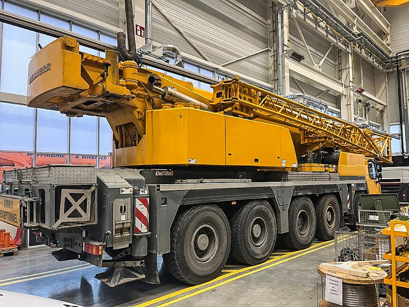 Liebherr LTM 1130-5.1 - Autožeriav: obrázok 2 Liebherr LTM 1130-5.1 - Autožeriav: obrázok 2