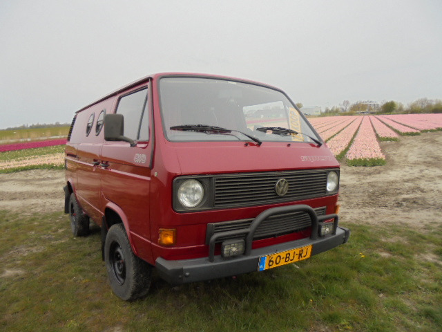 VOLKSWAGEN T3 Syncro 4X4 1.9 TD Wie neu! - Obytný van: obrázok 1 VOLKSWAGEN T3 Syncro 4X4 1.9 TD Wie neu! - Obytný van: obrázok 1