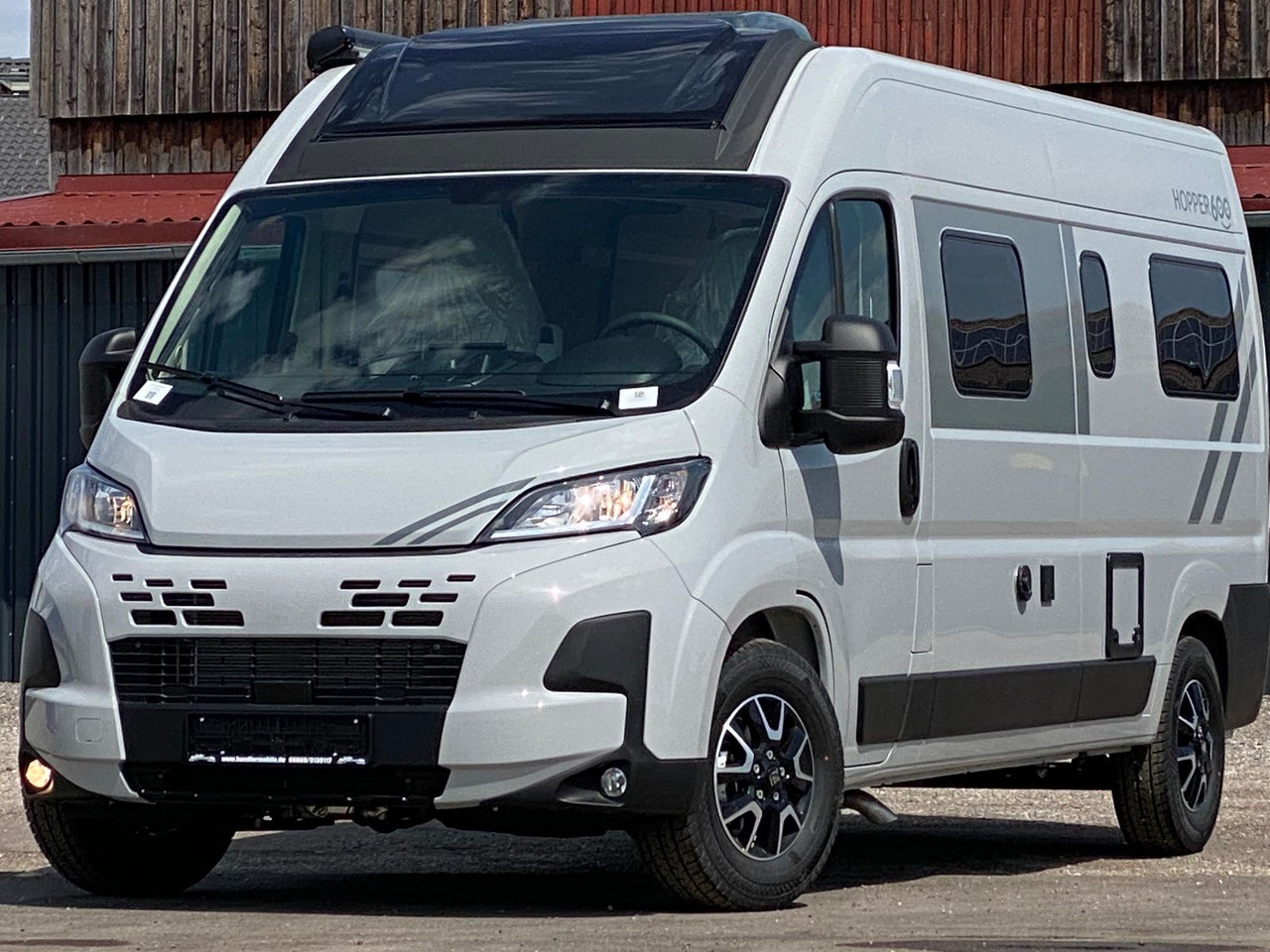 Carado CV 600 Dieselheizung,Skyroof,Autmatik, whiteLabl - Obytný van: obrázok 1 Carado CV 600 Dieselheizung,Skyroof,Autmatik, whiteLabl - Obytný van: obrázok 1