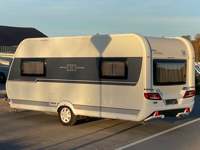 Hobby 495 UL, Einzellbetten, Mover, Vorzelt, - Obytný príves: obrázok 5 Hobby 495 UL, Einzellbetten, Mover, Vorzelt, - Obytný príves: obrázok 5