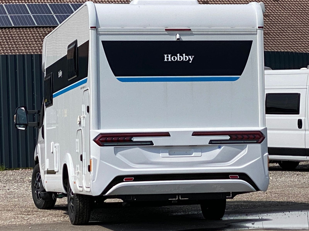 Hobby OnTour C 700 GQ MJ25/MARKISE/RFK/SAFETY-PAKET - Polointegrované obytné auto: obrázok 4 Hobby OnTour C 700 GQ MJ25/MARKISE/RFK/SAFETY-PAKET - Polointegrované obytné auto: obrázok 4