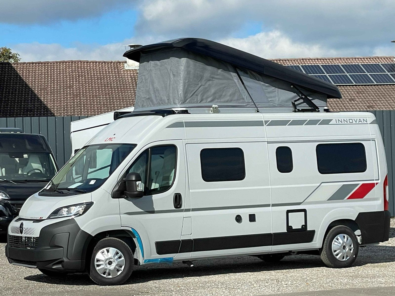 LMC INNOVAN 600 ,ASD, Aufstelldach,26 Modell, - Obytný van: obrázok 5 LMC INNOVAN 600 ,ASD, Aufstelldach,26 Modell, - Obytný van: obrázok 5