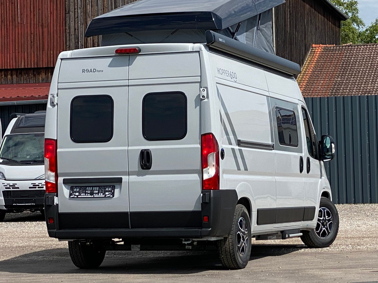 LMC INNOVAN 600 ,Aufstelldach,Automatik,25 Modell - Obytný van: obrázok 5 LMC INNOVAN 600 ,Aufstelldach,Automatik,25 Modell - Obytný van: obrázok 5