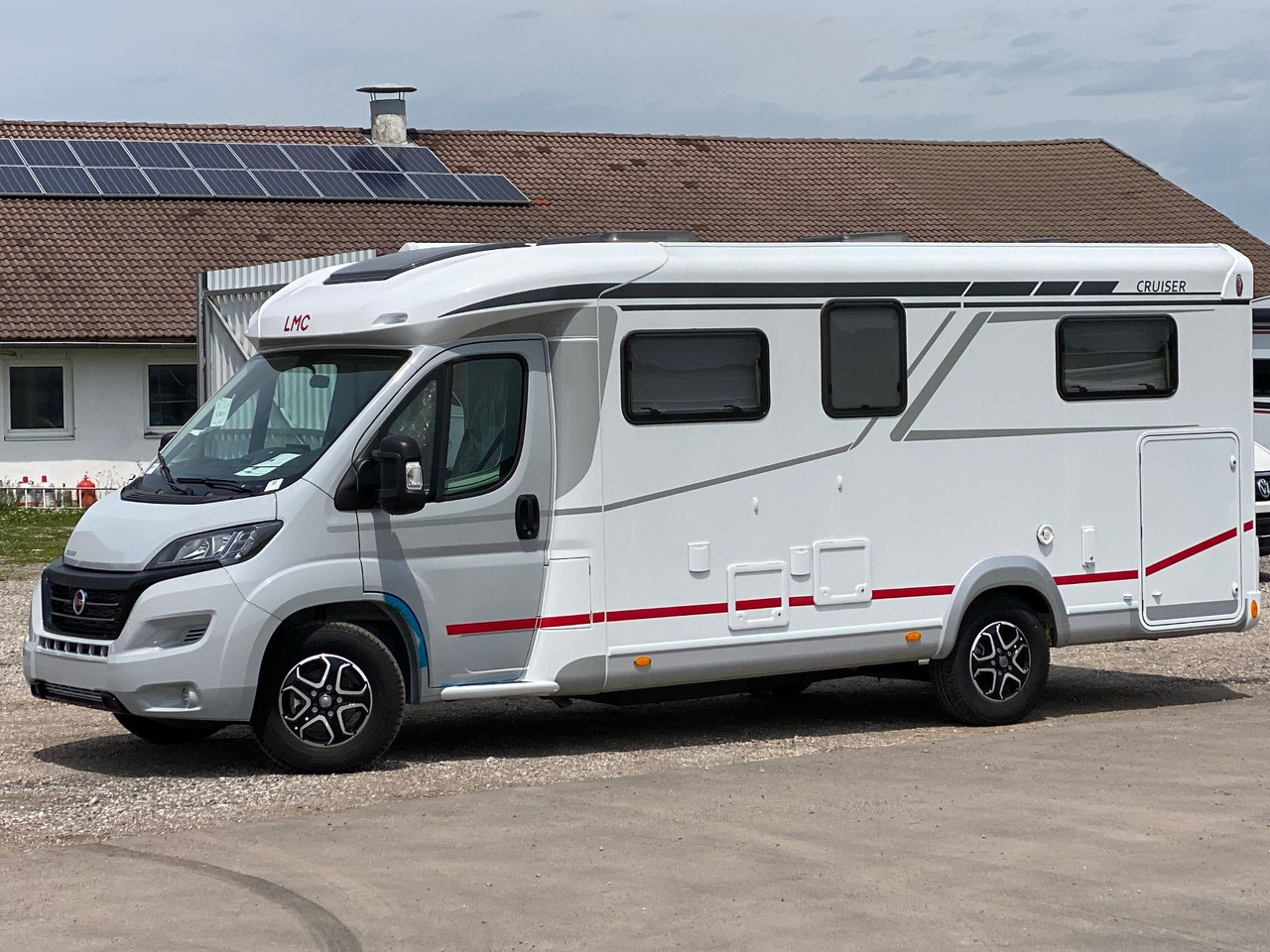 LMC T 662 Grey Selection,Automatik, MarkiseALDE Heiz - Polointegrované obytné auto: obrázok 3 LMC T 662 Grey Selection,Automatik, MarkiseALDE Heiz - Polointegrované obytné auto: obrázok 3