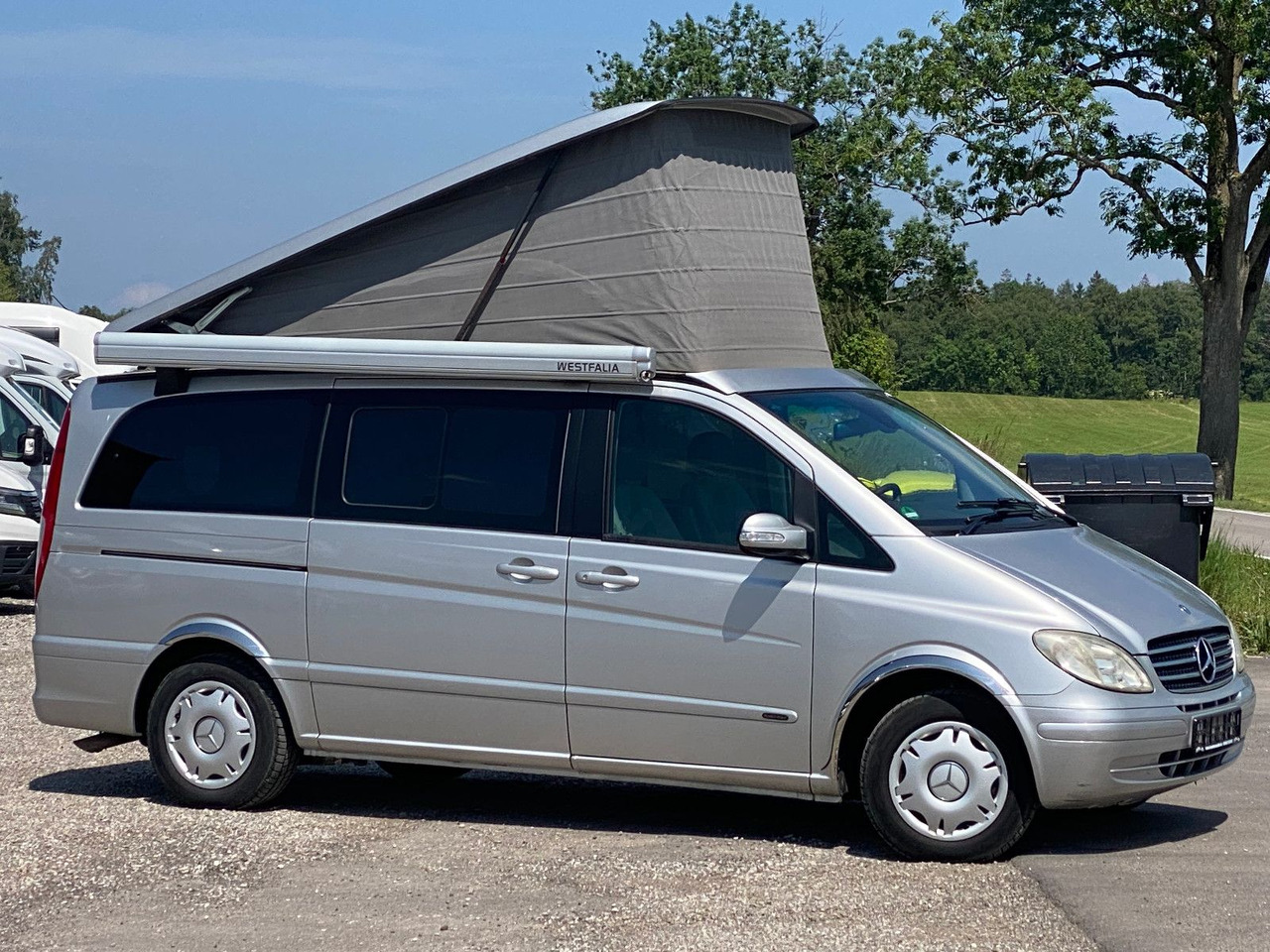 Mercedes-Benz Viano Marco Polo 2.2 CDI - Mikrobus: obrázok 2 Mercedes-Benz Viano Marco Polo 2.2 CDI - Mikrobus: obrázok 2