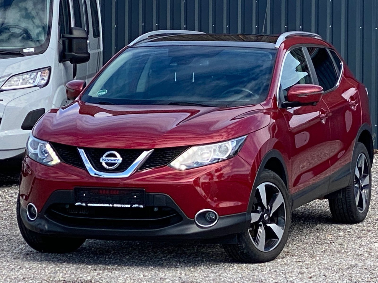 Nissan Qashqai 360° 4x4 - SUV: obrázok 1 Nissan Qashqai 360° 4x4 - SUV: obrázok 1