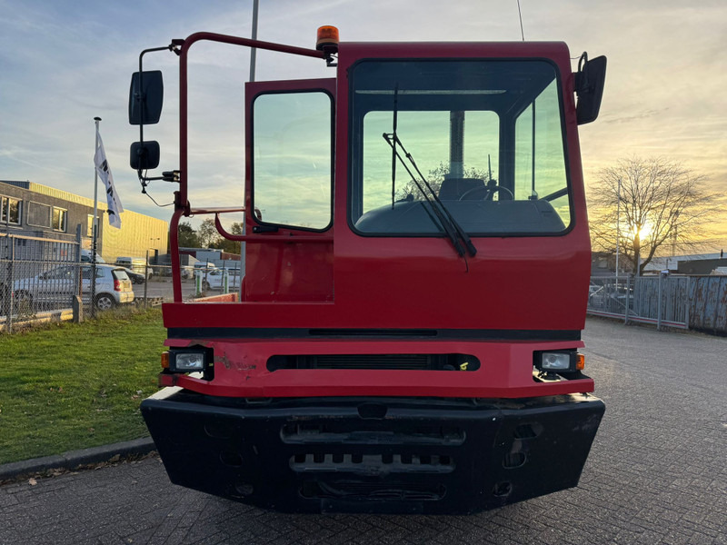 Terberg YT182 / Klima / NL Truck - Terminálový ťahač: obrázok 5 Terberg YT182 / Klima / NL Truck - Terminálový ťahač: obrázok 5