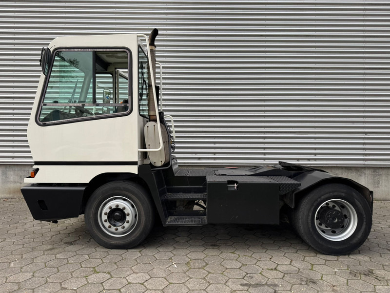 Terberg YT182 / NL Truck - Terminálový ťahač: obrázok 4 Terberg YT182 / NL Truck - Terminálový ťahač: obrázok 4