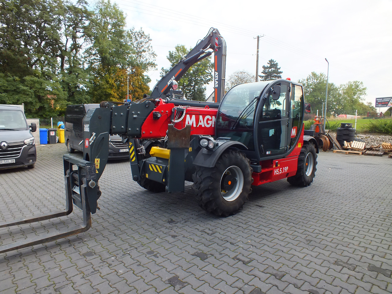 MAGNI TH5,5.19P - Teleskopický kolesový nakladač pre Stavebné stroje: obrázok 5 MAGNI TH5,5.19P - Teleskopický kolesový nakladač pre Stavebné stroje: obrázok 5
