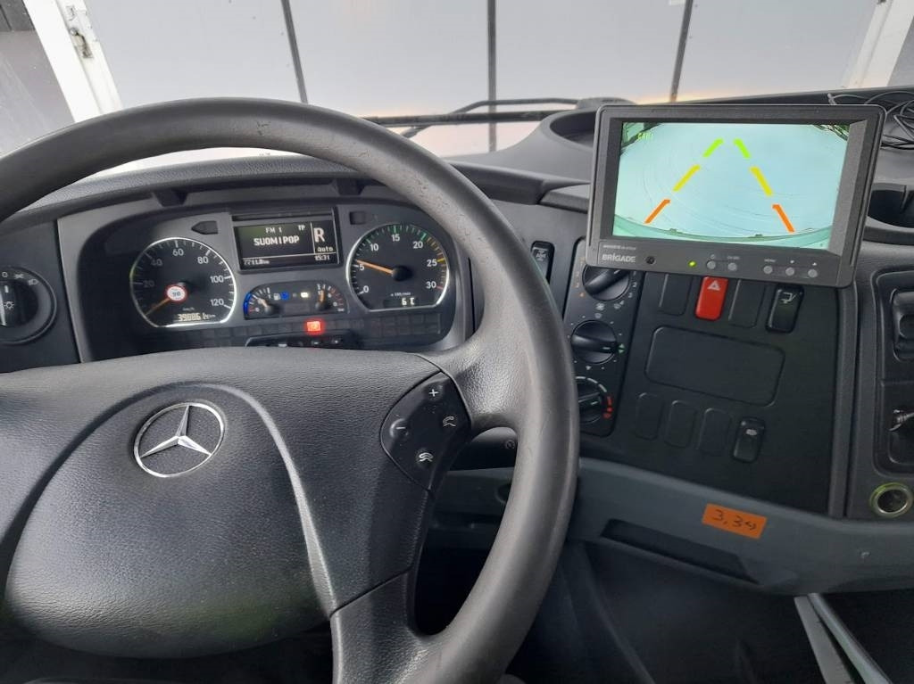 Mercedes-Benz Atego - Skříňový nákladní auto: obrázok 4 Mercedes-Benz Atego - Skříňový nákladní auto: obrázok 4