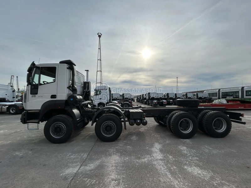 ASTRA HD9 8x4 CHASSIS - Barcelona Stock - Podvozek s kabinou: obrázok 4 ASTRA HD9 8x4 CHASSIS - Barcelona Stock - Podvozek s kabinou: obrázok 4