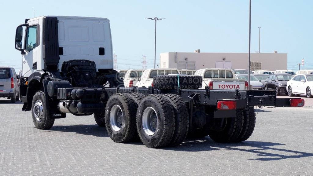 IVECO T-WAY Chassis 6×6 AD380T47WH WHEELBASE 4500 MY25 - Podvozek s kabinou: obrázok 4 IVECO T-WAY Chassis 6×6 AD380T47WH WHEELBASE 4500 MY25 - Podvozek s kabinou: obrázok 4