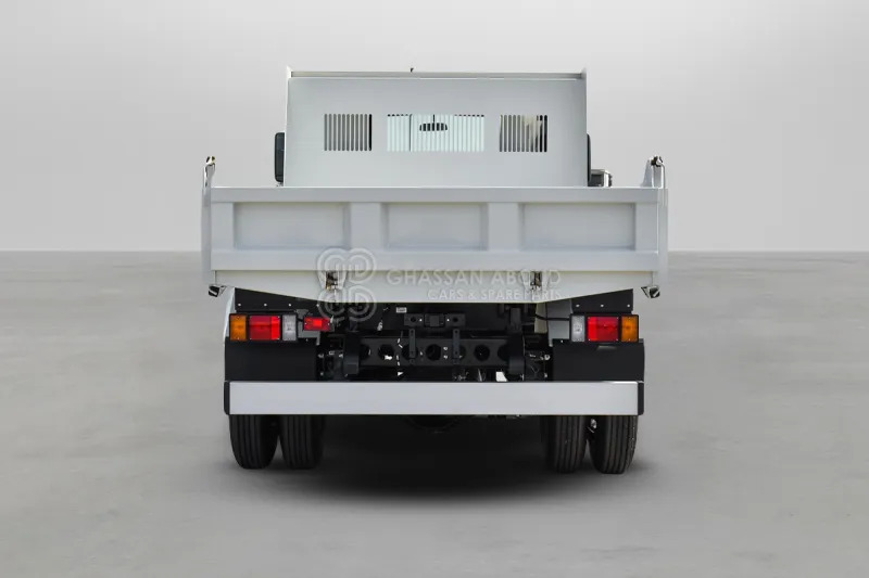 Isuzu NPR 75 4x2 Dump Truck - Sklápač: obrázok 3 Isuzu NPR 75 4x2 Dump Truck - Sklápač: obrázok 3