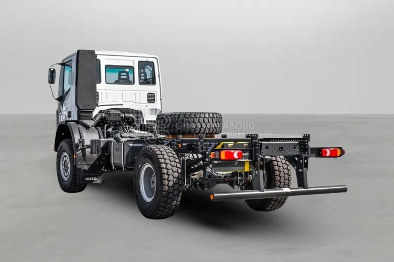 Iveco Euro Cargo ML150 4x4 Chassis - Podvozek s kabinou: obrázok 5 Iveco Euro Cargo ML150 4x4 Chassis - Podvozek s kabinou: obrázok 5