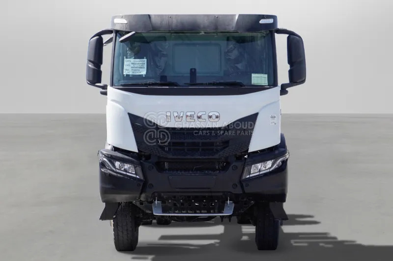 Iveco T-WAY AD380T47H 6X6 R22.5 Tyres Chassis - Podvozek s kabinou: obrázok 2 Iveco T-WAY AD380T47H 6X6 R22.5 Tyres Chassis - Podvozek s kabinou: obrázok 2
