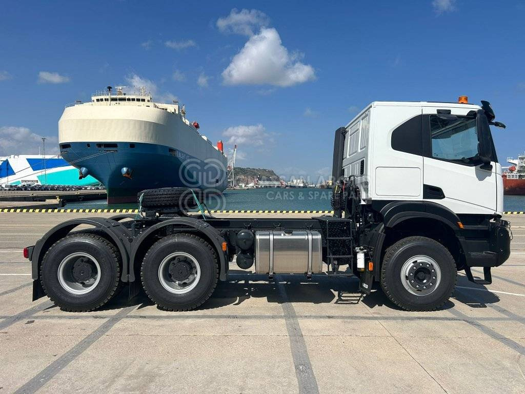 IVECO T-WAY Tractor 6×4 AT720T47TH GVW 26-38 Ton HP 470 R20Tyre MY25 - Ťahač: obrázok 2 IVECO T-WAY Tractor 6×4 AT720T47TH GVW 26-38 Ton HP 470 R20Tyre MY25 - Ťahač: obrázok 2