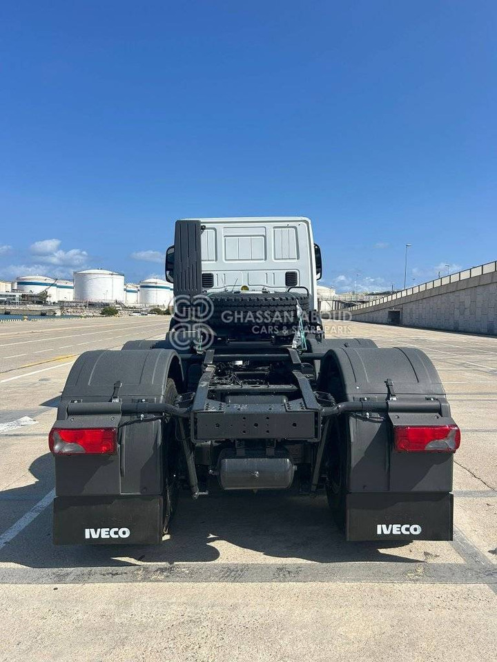 IVECO T-WAY Tractor 6×4 AT720T47TH GVW 26-38 Ton HP 470 R20Tyre MY25 - Ťahač: obrázok 3 IVECO T-WAY Tractor 6×4 AT720T47TH GVW 26-38 Ton HP 470 R20Tyre MY25 - Ťahač: obrázok 3