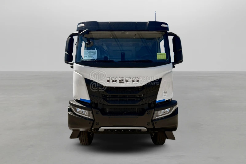 Iveco T-WAY AT720T47TH 6×4 R22.5 Tyres Tractor Head - Barcelona Stock - Ťahač: obrázok 2 Iveco T-WAY AT720T47TH 6×4 R22.5 Tyres Tractor Head - Barcelona Stock - Ťahač: obrázok 2
