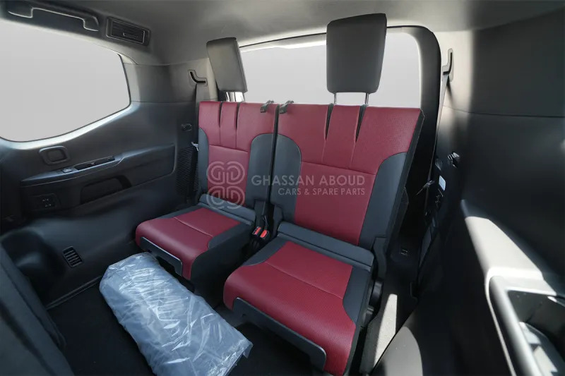 SUV Toyota Land Cruiser 300: obrázok 8 SUV Toyota Land Cruiser 300: obrázok 8