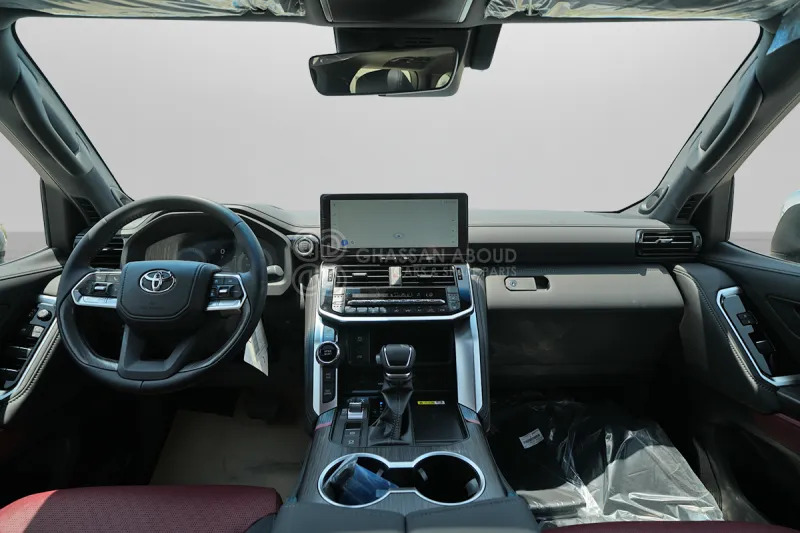 SUV Toyota Land Cruiser 300: obrázok 6 SUV Toyota Land Cruiser 300: obrázok 6