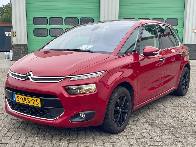 Citroën C4 Picasso REAR VIEW CAMERA, BLIND SPOT SENSOR, AUTO PARKING, FRONT & REAR PARKTRONIC, - Hatchback: obrázok 1 Citroën C4 Picasso REAR VIEW CAMERA, BLIND SPOT SENSOR, AUTO PARKING, FRONT & REAR PARKTRONIC, - Hatchback: obrázok 1