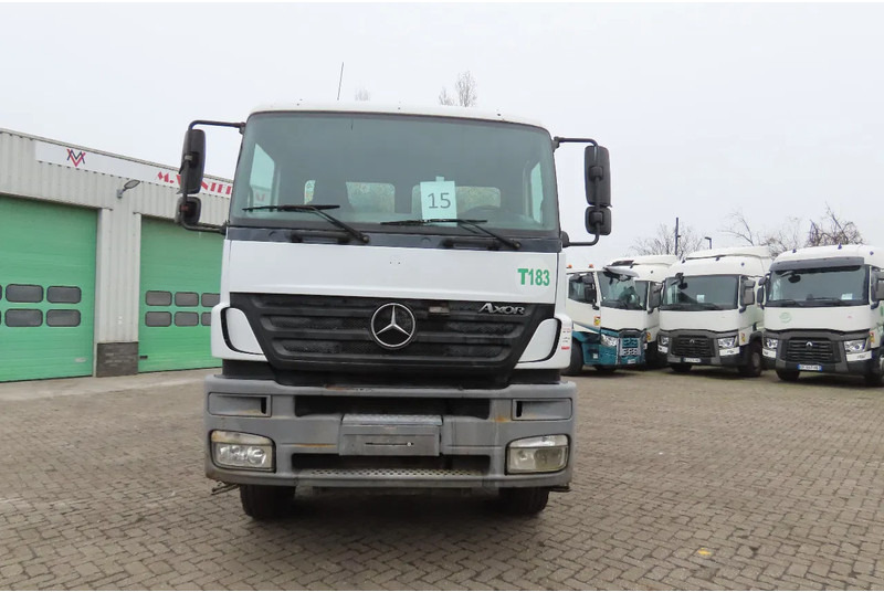 Mercedes-Benz Axor 4140 236540 KM ! BIG AXELS, Manual gearbox, FULL SPRING! 8х4 - Domiešavač: obrázok 4 Mercedes-Benz Axor 4140 236540 KM ! BIG AXELS, Manual gearbox, FULL SPRING! 8х4 - Domiešavač: obrázok 4