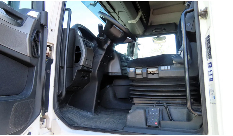 Ťahač MAN TGX.18.400 RETARDER, 2X FUEL TANK, FRIGO: obrázok 15