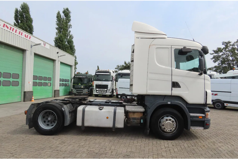 Scania R420 2 tanks, 2 beds, manual gearbox - Ťahač: obrázok 4 Scania R420 2 tanks, 2 beds, manual gearbox - Ťahač: obrázok 4