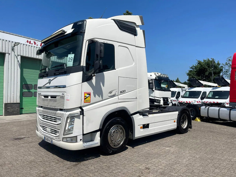 Volvo FH 500 YV2RT40A3JB850702 RETARDER, 2X FUEL TANK, PARKING AIRCO, FRIGO - Ťahač: obrázok 1 Volvo FH 500 YV2RT40A3JB850702 RETARDER, 2X FUEL TANK, PARKING AIRCO, FRIGO - Ťahač: obrázok 1