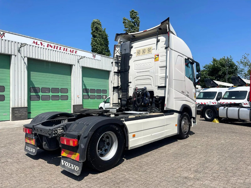 Volvo FH 500 YV2RT40A3JB850702 RETARDER, 2X FUEL TANK, PARKING AIRCO, FRIGO - Ťahač: obrázok 5 Volvo FH 500 YV2RT40A3JB850702 RETARDER, 2X FUEL TANK, PARKING AIRCO, FRIGO - Ťahač: obrázok 5