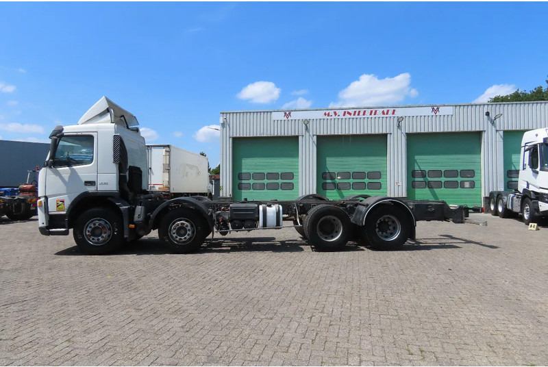 Volvo FM 12.380 8x4 FULL SPRING. 100% condition! - Podvozek s kabinou: obrázok 3 Volvo FM 12.380 8x4 FULL SPRING. 100% condition! - Podvozek s kabinou: obrázok 3
