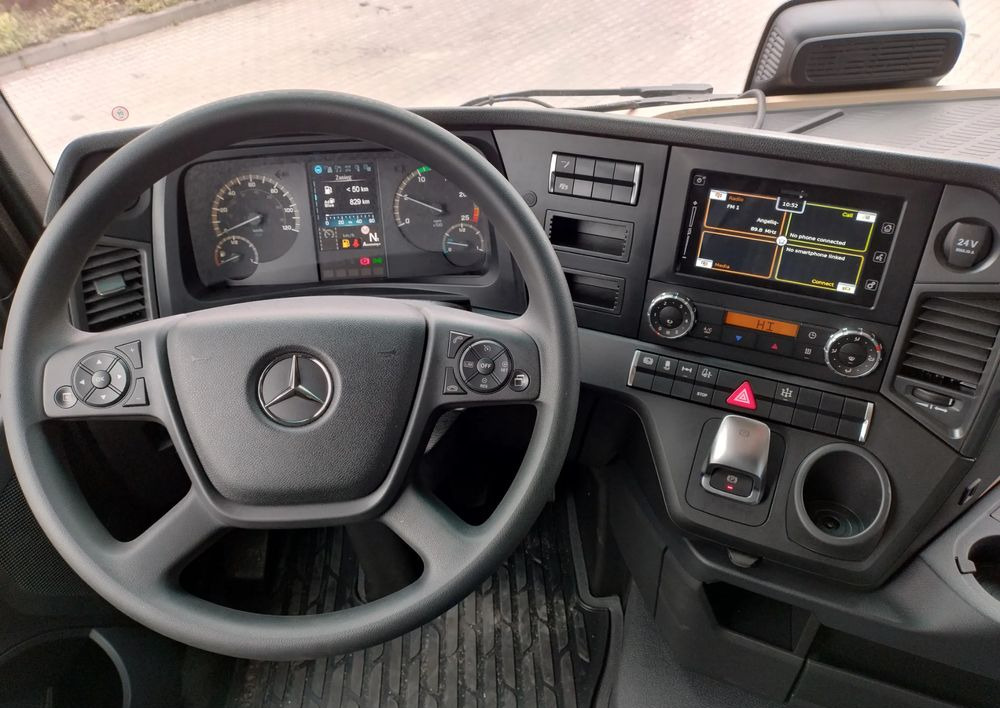 Mercedes-Benz Actros - Ťahač: obrázok 5 Mercedes-Benz Actros - Ťahač: obrázok 5