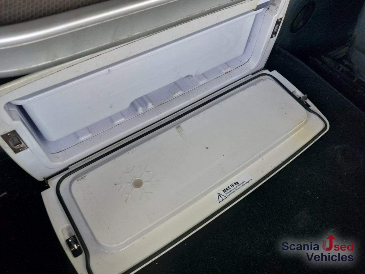 SCANIA R 410 LA4X2MNA Euro 6 Topline Streamline - Ťahač: obrázok 2 SCANIA R 410 LA4X2MNA Euro 6 Topline Streamline - Ťahač: obrázok 2