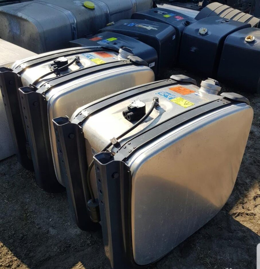 Scania BRAND NEW 200 dm3 1871187 Scania - Palivová nádrž pre Nákladné auto: obrázok 2 Scania BRAND NEW 200 dm3 1871187 Scania - Palivová nádrž pre Nákladné auto: obrázok 2