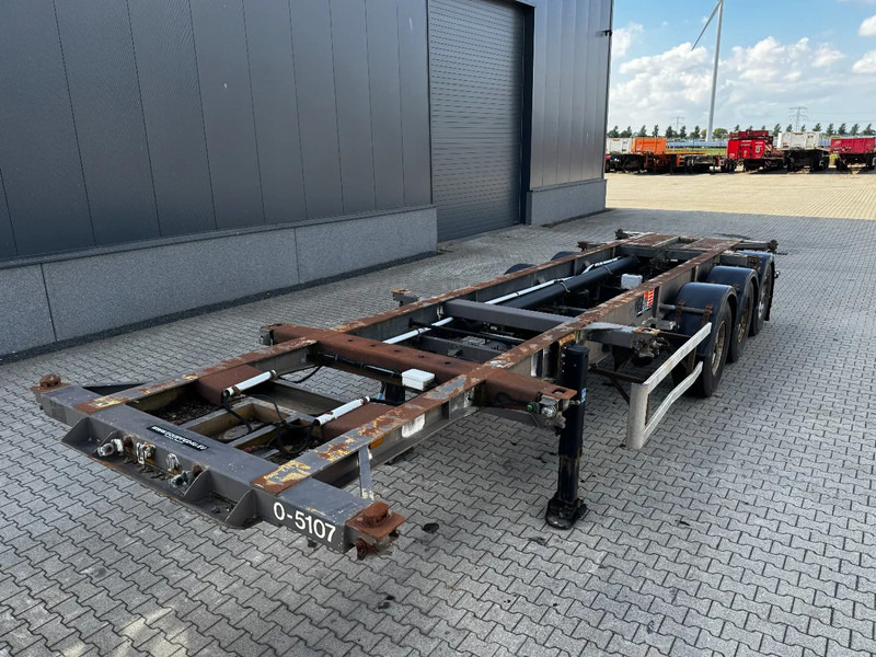 DESOT 20FT/30FT ADR-Chassis, Liftachse, Heckbundig, 2x vorhanden - Náves preprava kontajnerov/ Výmenná nadstavba: obrázok 4 DESOT 20FT/30FT ADR-Chassis, Liftachse, Heckbundig, 2x vorhanden - Náves preprava kontajnerov/ Výmenná nadstavba: obrázok 4