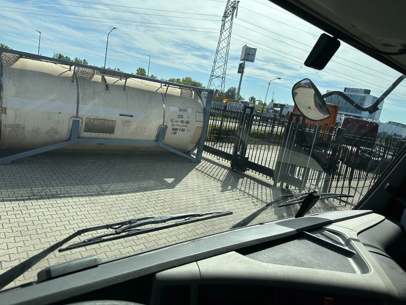 Leasing Volvo FM 420 Globetrotter, ADR (FL, OX, AT), ALCOA, only 446TKM Volvo FM 420 Globetrotter, ADR (FL, OX, AT), ALCOA, only 446TKM: obrázok 13