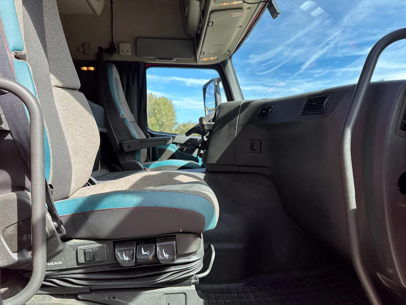 Leasing Volvo FM 420 Globetrotter, ADR (FL, OX, AT), ALCOA, only 446TKM Volvo FM 420 Globetrotter, ADR (FL, OX, AT), ALCOA, only 446TKM: obrázok 14